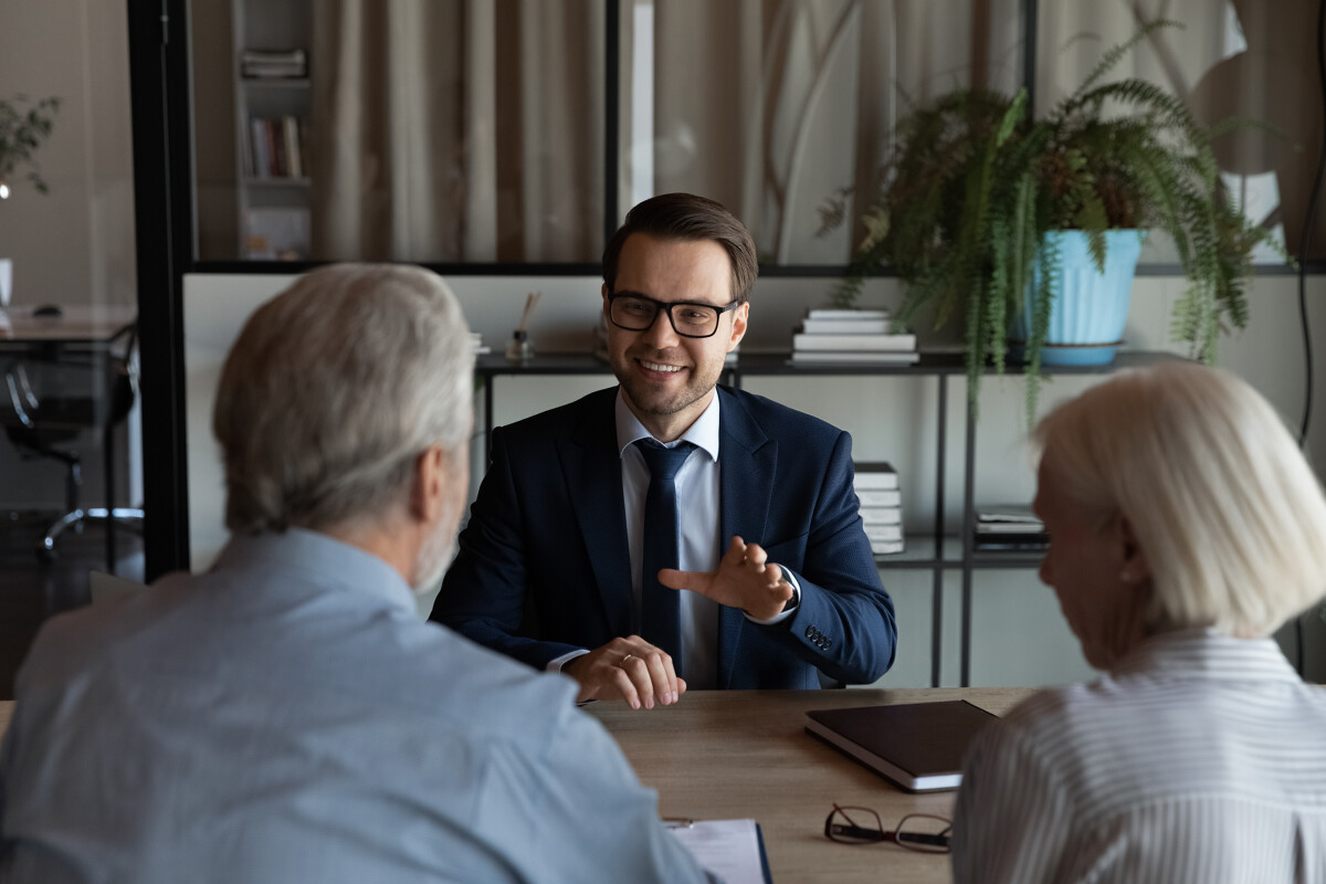 Banques : le grand retour du conseiller « dédié » - IÉSEG Insights